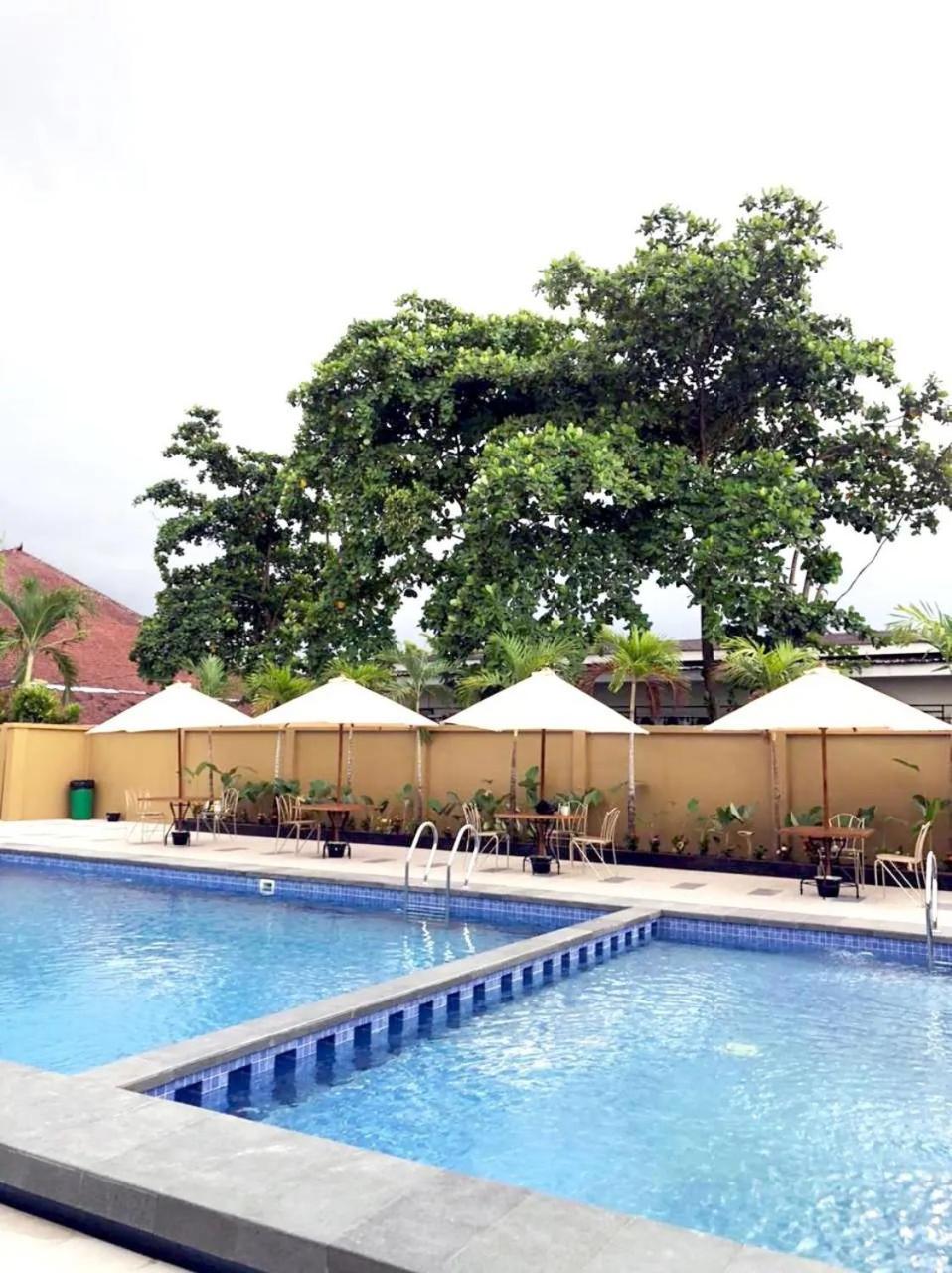 Tasneem Hotel Malioboro Yogyakarta Exterior foto