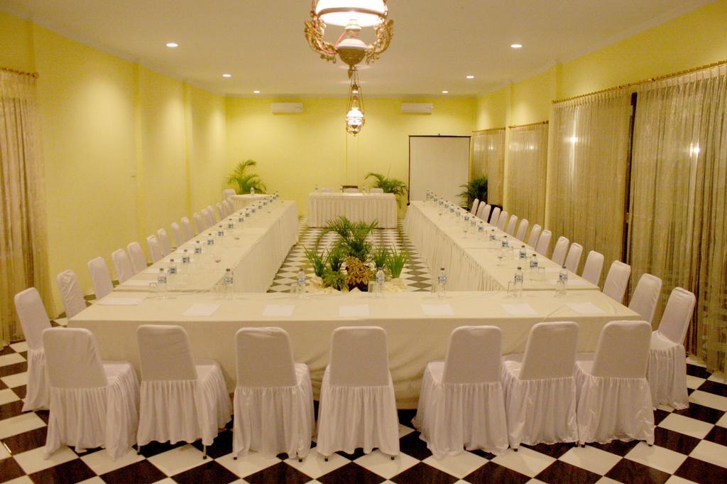 Tasneem Hotel Malioboro Yogyakarta Exterior foto